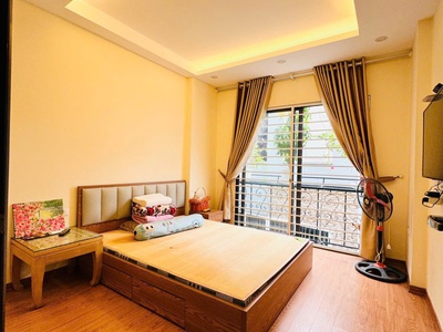 Bán nhà long biên 5 tầng lô góc - ô tô đỗ cửa - full nội thất nhỉnh 6 tỷ 1