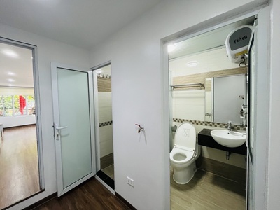 Tập thể nghĩa tân 80m 3 ngủ 2 wc 2 thoáng,tầng 2 thuận tiện đi lại giá 4,55 tỷ 4