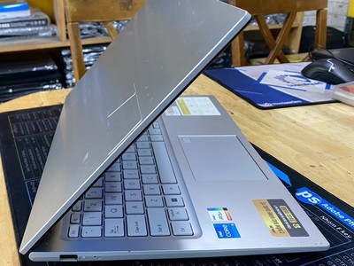 Laptop Asus Vivobook X1504ZA Core i5-1235U RAM 16GB SSD 512GB Màn 15.6 Inch Full HD VGA ON Máy Xước 3