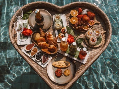 Khay nổi đồ ăn- Khay nổi mây nhựa 3