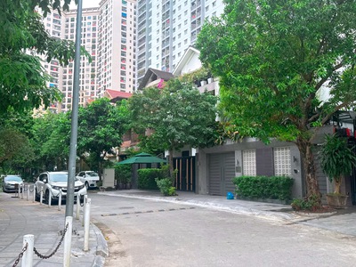 Bán gấp trong tháng 7 căn biệt thự tại kđt C37 Bắc Hà 17 Tố Hữu, Hà Nội 0