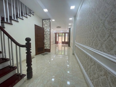 Nhà đẹp 5 tầng, diện tích 45m2 Võng Thị, ngõ rộng thoáng, khu dân trí cao, giá tốt - Mặt tiền: Rộng, 0