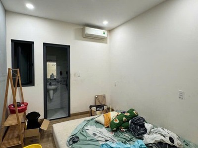 Giảm sốc 650tr  nhà shr vuông 4 tầng hxh 49m2   tống văn hên tân bình 2