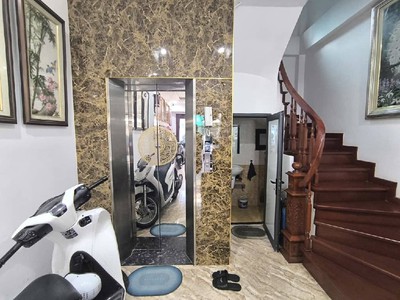 Chỉ nhỉnh 10 tỷ xíu   nhà 38m x 7t gara thang máy khai sơn, ngọc thuỵ. ngõ thông oto tránh kinh 3