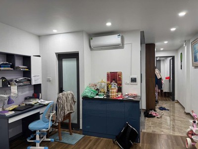 Căn hộ 10 phòng dịch vụ - sát công viên hoà bình  giá 200tr/m2 4