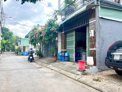 Nhà 2 tầng ngang 5m 3PN - Khu phân lô đường số 10 10 LINH XUÂN TPHCM Chỉ 4.15 TỶ còn TL. 0