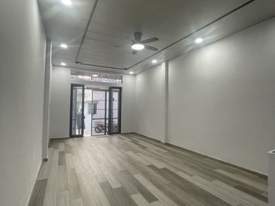 Nhà 2t 51m2 cộng hoà gần nhà ga t3 0