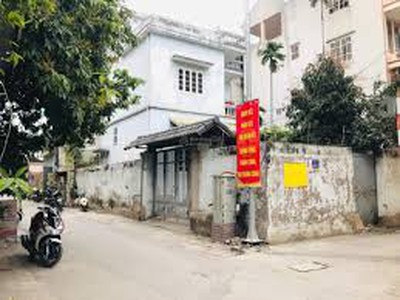 Chính chủ  bán nhà mặt phố phú thượng 240m . mặt tiền 18m  nhà 3 tầng. lô góc giá 48,6tỷ 0