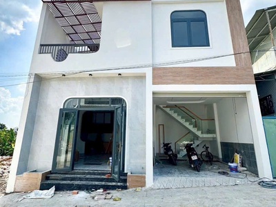 Bán nhà 1 trệt 1 lầu mới tinh, gần cầu đồng khởi, sr,tc, chỉ 3 tỷ 790 0