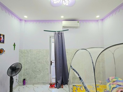 Bán nhà đường long phước, phường long phước, dt 50m2, 2 tầng, 2pn, sh, giá 3.65  tỷ. 4