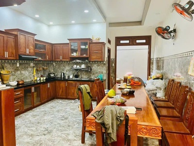  chủ định cư nước ngoài   cần bán gấp biệt thự đẹp giá tốt   giảm sốc 2,6 tỷ   giá mới chỉ 2