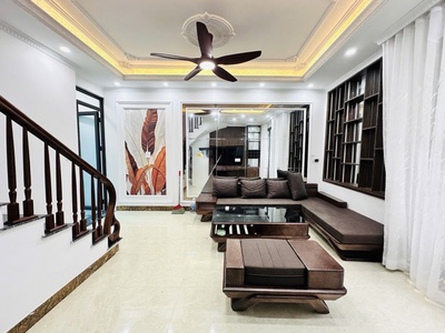 Cầu giấy 41m x6 tầng giá 9,350 tỷ,oto tránh 10m,ngõ thông 0