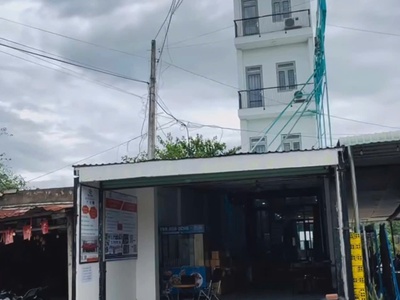 Chính chủ cần bán nhà mặt tiền siêu đẹp gần chợ lộc hưng tx. trảng bàng- tây ninh 0