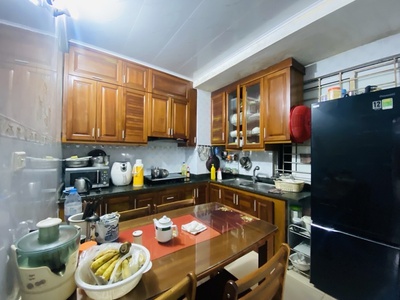 Tập thể tầng 1 cầu giáy dt 80m 3 ngủ  2 wc giá 4,750 tỷ,ô tô đỗ ngày đêm 3
