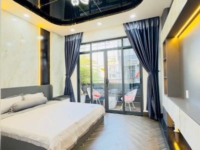 Bán nhà hẻm oto mới xây 100 đào tông nguyên, nhà bè: 4x13m, 4 tầng 3