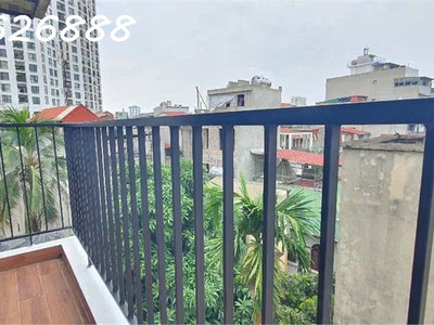 Nhà đẹp hai mặt thoáng ở ngay phố quan nhân 35x5t. chỉ nhỉnh 7 tỷ 4