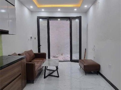 Bán nhà nhà phố trung phụng, thang máy nk, vf3 qua cửa, ngõ thông các ngả. 40x5t 2
