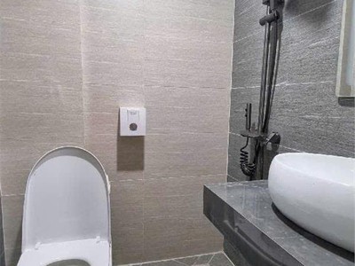Bán nhà nhà phố trung phụng, thang máy nk, vf3 qua cửa, ngõ thông các ngả. 40x5t 3