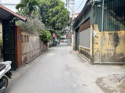 Bán lô góc 60m2 ngõ 195/2 Phúc Lợi - Vị trí đẹp, đường ô tô tránh, gần trường chợ 3