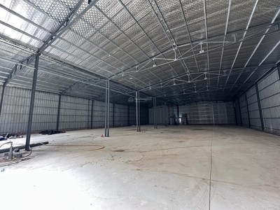 Cho thuê kho xưởng 700m2 và 1000m2 tại Km11 Đại Lộ Thăng Long 2