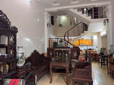  CỰC HIẾM   NHÀ ĐỘC LẬP 3.5 Tầng  Nguyễn Văn Linh Thông Thiên Lôi 5