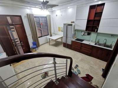 Cho thuê nhà riêng trung tâm Thái Hà ô tô vào tận cửa giá chỉ 12 triệu 2