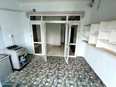 Phòng trọ cho thuê giá tốt mặt tiền quận 6 4trx/tháng 2
