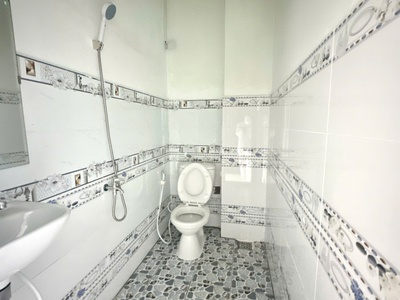 Phòng trọ cho thuê giá tốt mặt tiền quận 6 4trx/tháng 7