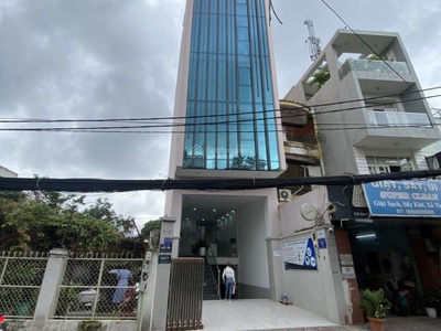 Tòa nhà vp nguyễn trọng tuyển hầm   6 tầng, thang máy, giá 36 tỷ tl 1