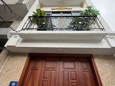 Bán  nhà giải phóng,  hoàng mai - nhà đẹp  xây cốt thép bê tông chắc chắn 1