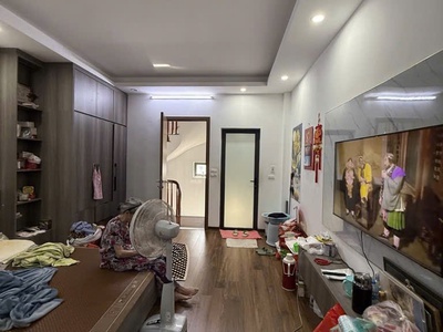 Bán  nhà giải phóng  hoàng mai - nhà đẹp  xây cốt thép bê tông chắc chắn - giá tốt nhất khu vực 2
