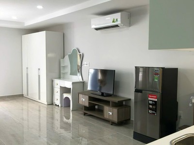 Cho thuê căn hộ Cao Cấp BICONSI TOWER Chợ đình  Tầng cao 1x view thoáng 2