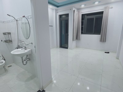 Quá rẻ-nhà 2 tầng-65m2- tt quận 7- nhỉnh 6 tỷ 3