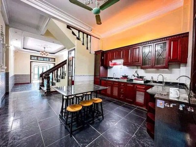 Bán nhà kim mã, ngõ ô tô tránh, kinh doanh, 50m chỉ nhỉnh 16 tỷ 1