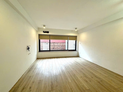Bán nhà bồ đề tư đình long biên   32m   5 tầng   7,5 tỷ   nhà gần ô tô, sổ đỏ chính chủ 2