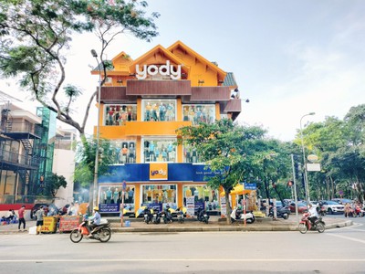 Bán nhà linh đàm   dt 130m2, mt 6.5m. sẵn nhà 5 tầng.giá 330 triệu/m2 1