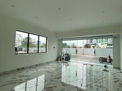 Cho thuê sàn văn phòng tầng 1 80m2 tại KĐT Waterfront 0