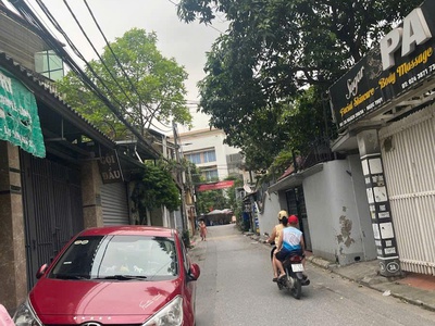 Ô tô tránh - kinh doanh - lô góc đất to ngọc thụy long biên tiềm năng lớn 0