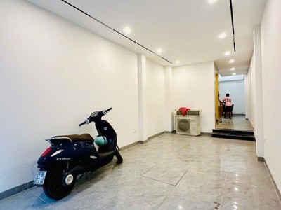 Thạch bàn - gara ô tô - thang máy - 48m chỉ loanh quanh 10 tỷ 2