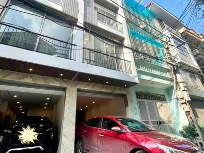 Thạch bàn - gara ô tô - thang máy - 48m chỉ loanh quanh 10 tỷ 0