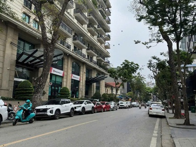Bán gấp mặt phố siêu đẹp vip nhất phố phan bội châu, pháp lý cực kì xịn sò 1 sổ . 0