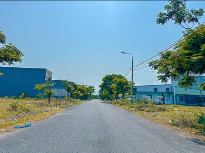 Bán lô đất sát chợ Điện Ngọc 0