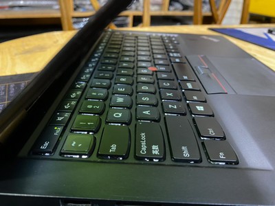 Laptop Lenovo Thinkpad X1 Carbon Gen 5 Core i7-6500U Ram 8GB SSD 256GB VGA ON Màn 14 Full HD Máy Đẹp 5