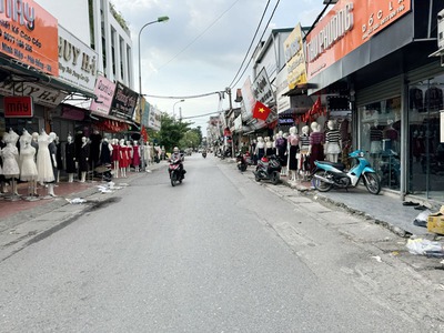 Chính chủ cần bán 80m2 đất mặt đường chợ Quần Áo - Ninh Hiệp. Ngay đoạn đầu nối ra Đặng Phúc Thông 3