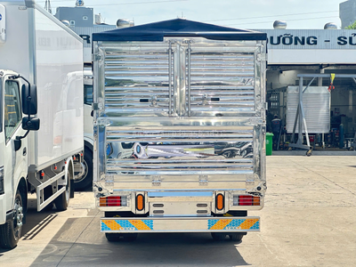 Bán xe tải Isuzu QKR270 2T5 Thùng bạt Inox bửng nhôm 4