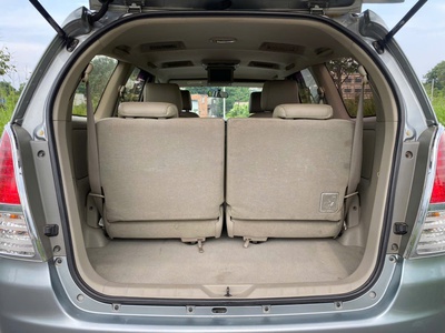 Cần bán Toyota Innova G đặc biệt 2.0 MT   đời 2011 4