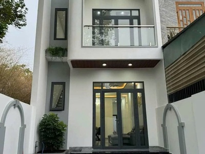 NHÀ MỚI 112,6M  NGAY FIVE STAR, mặt tiền lớn, tiện kinh doanh, 2.6 TỶ. 0
