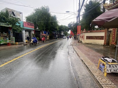 Bán nhà mặt tiền đường đình phong phú, phường tăng nhơn phú . dt 91m2, 3 tầng, 3pn, sổ hồng. giá 4