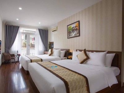 Bán khách sạn mặt phố khu vực chợ hàng da, 115m2, 8 tầng thang máy, mặt tiền 4m, 70.5 tỷ 1