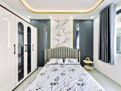 Nhà xuân phương 35m2x5t,ngõ thông, ô tô 4 chỗ đi qua,sát foresa,6.35 tỷ 0